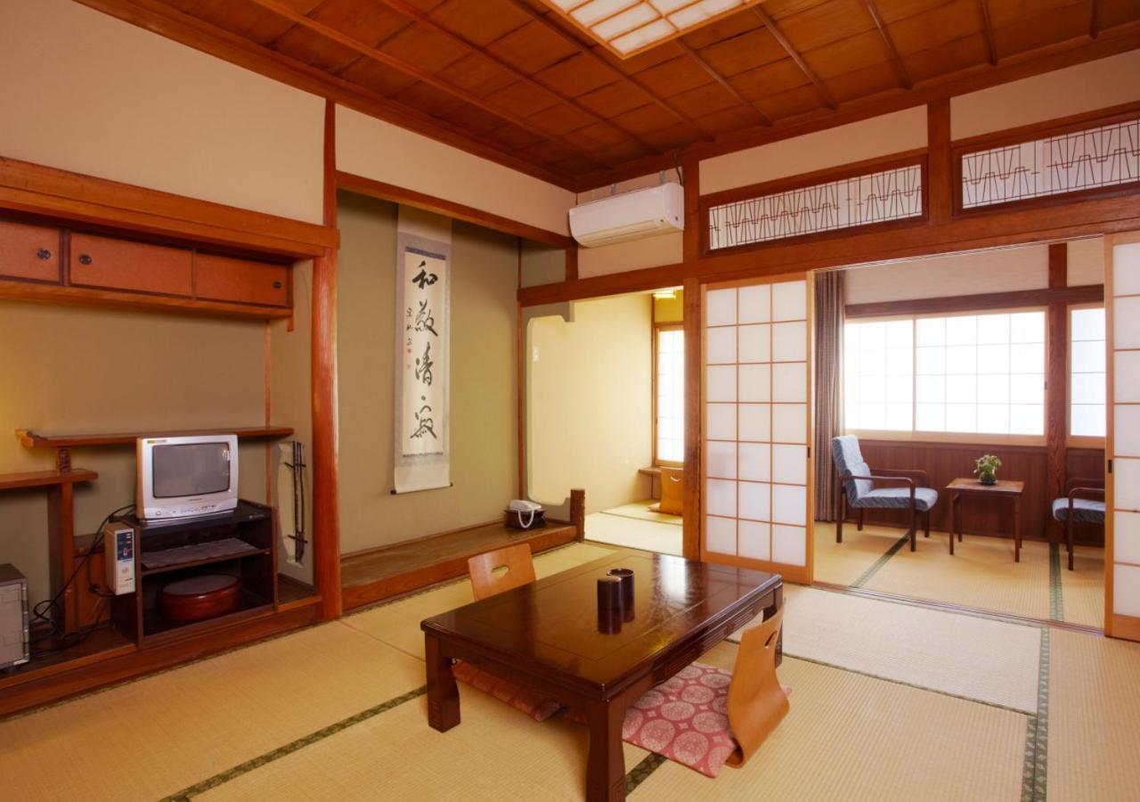 Unzen Iwaki Ryokan Esterno foto